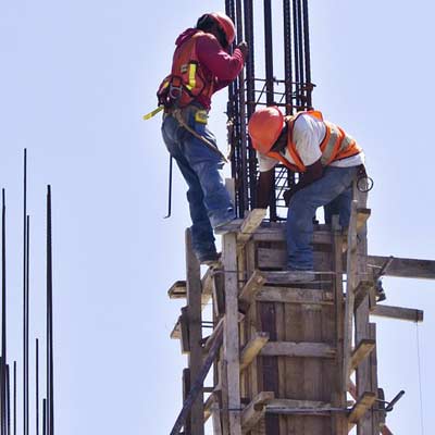 construcción de obras, edificios, cuartos de controil, laboratorios